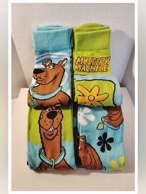 'SCOOBY-DOO' 4-Pair of Novelty Crew Socks - Fits Shoe Size 8-12  *NEW*